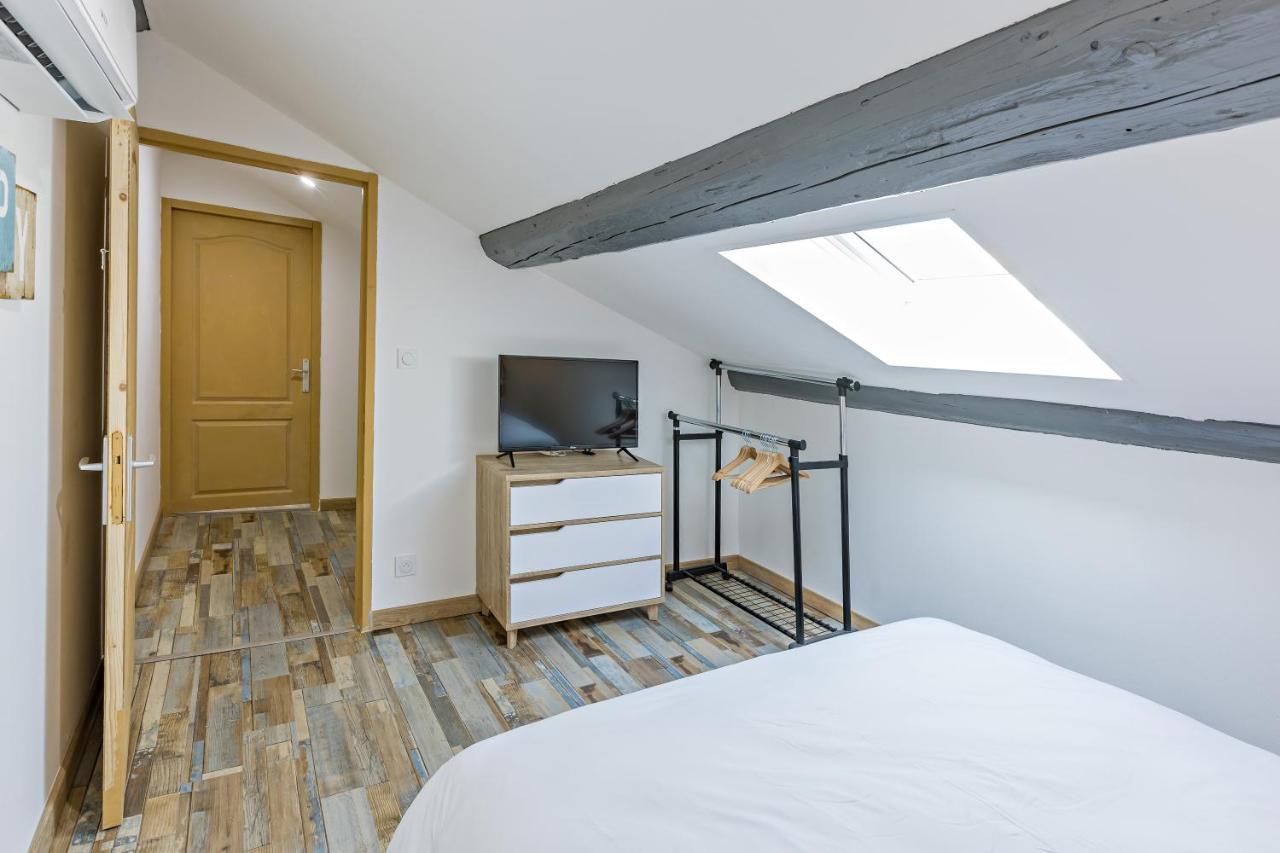 Centre Historique - Free Parking - Self Checkin - Wifi - La - Sleepntripbeziers